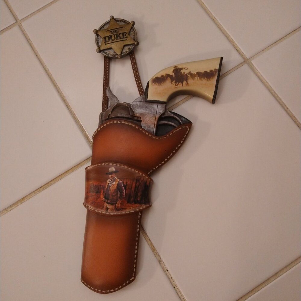 Bradford Exchange - The Duke - John Wayne Straight Shooter Holster Wall Hanging